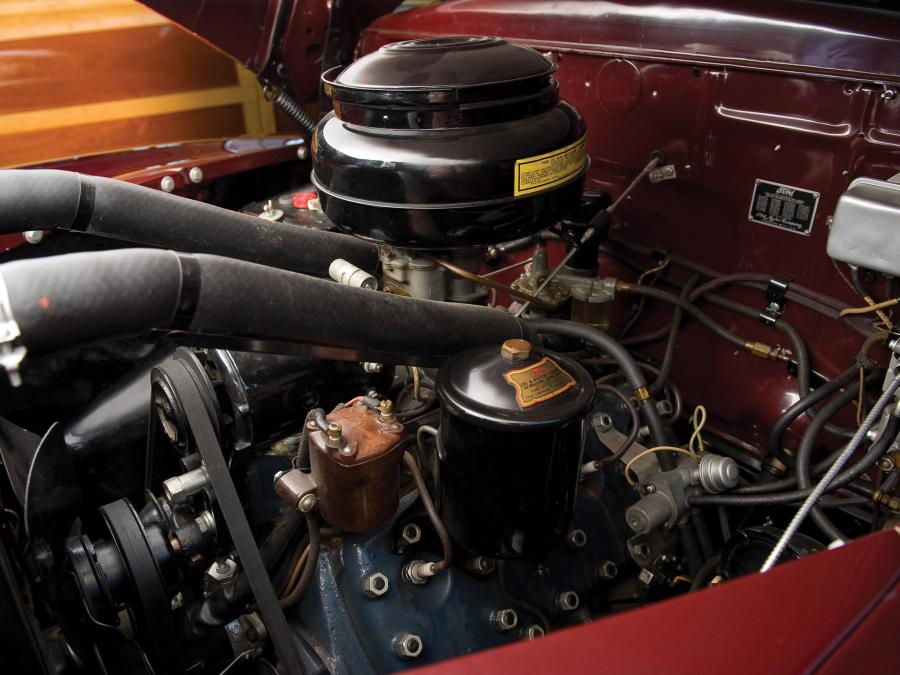  Ford Super DeLuxe Sportsman Convertible 1947 года  (фото 29 из 61)